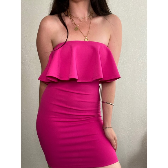 pink strapless bodycon dress
